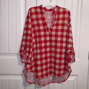 Women’s checkered top